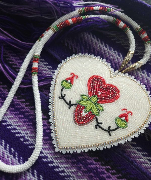 Medallion Heart Berry